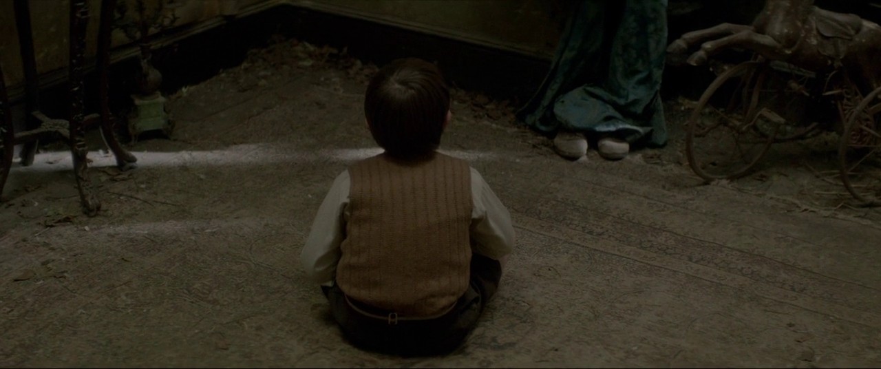 The Woman in Black 2: Angel of Death screenshot 2