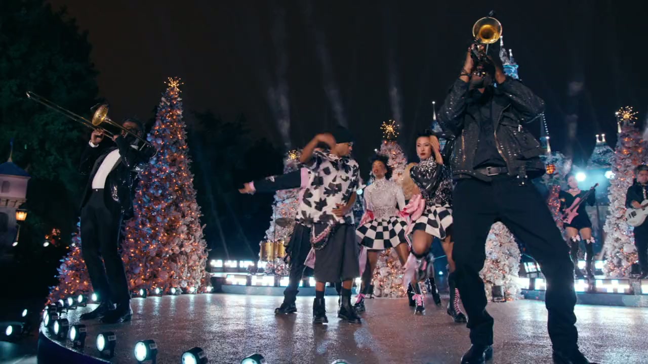 The Wonderful World of Disney: Holiday Spectacular screenshot 3