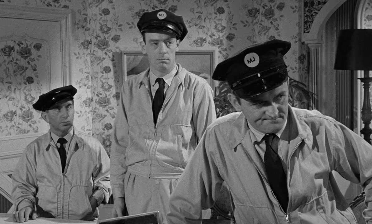 The Wrong Arm of the Law screenshot 1
