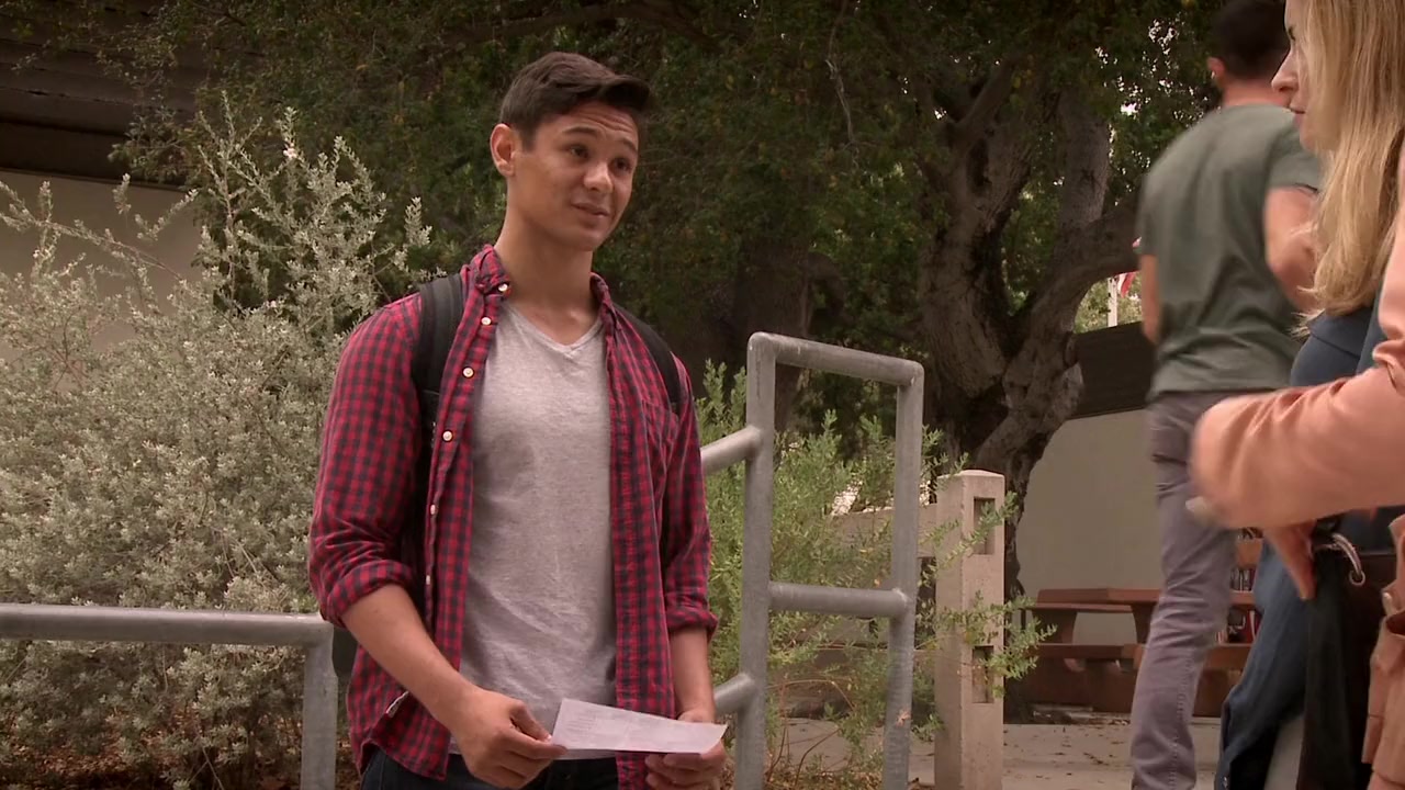 The Wrong Roommate screenshot 3