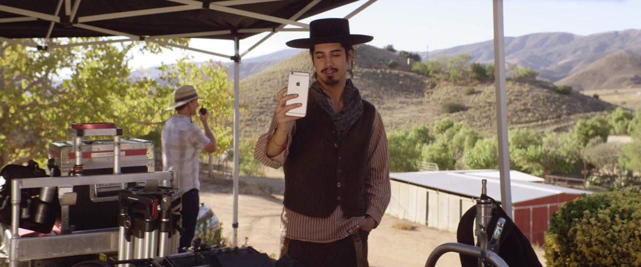 The Year of Spectacular Men screenshot 2