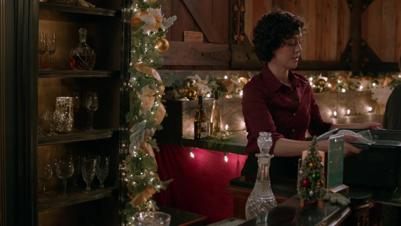 The 5-Year Christmas Party screenshot 1