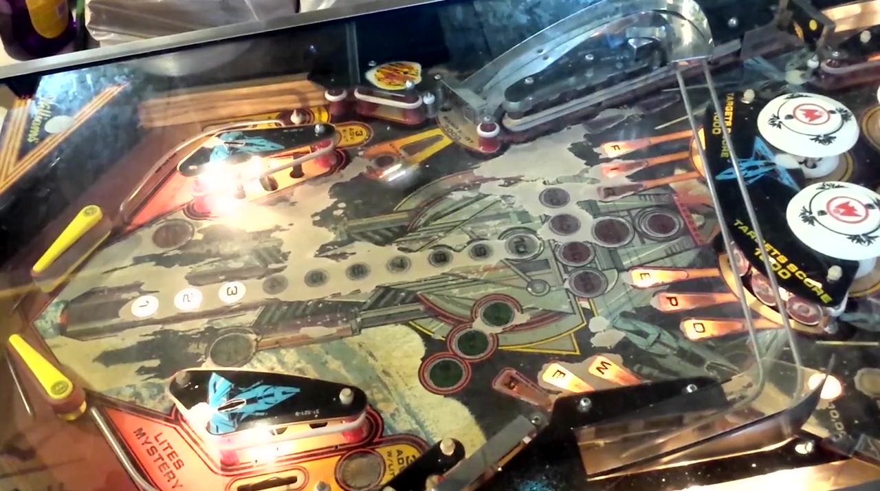 Things That Go Bump in the Night: The Spooky Pinball Story screenshot 1