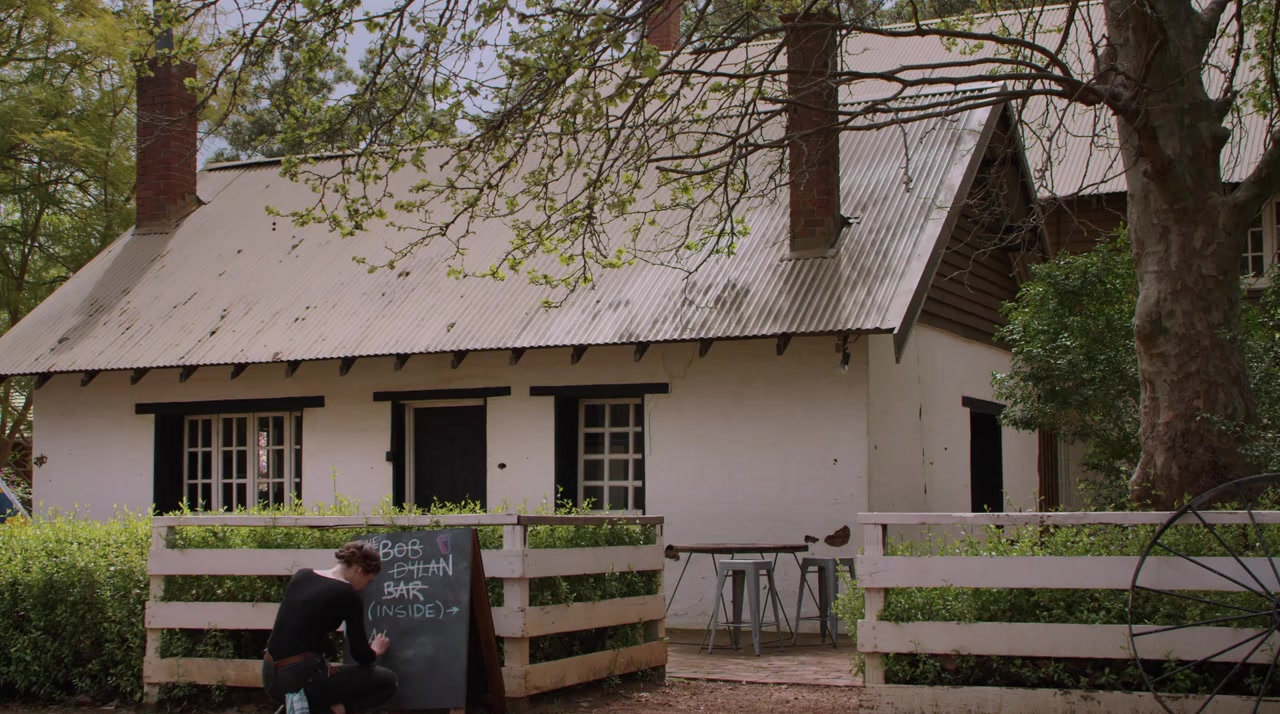 Three Summers screenshot 1