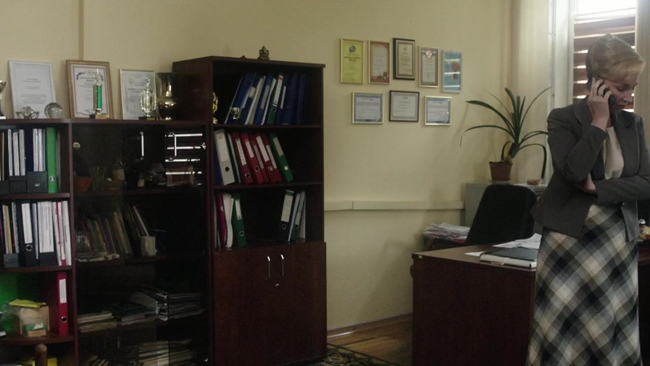 Skvoz chyornoe steklo screenshot 2