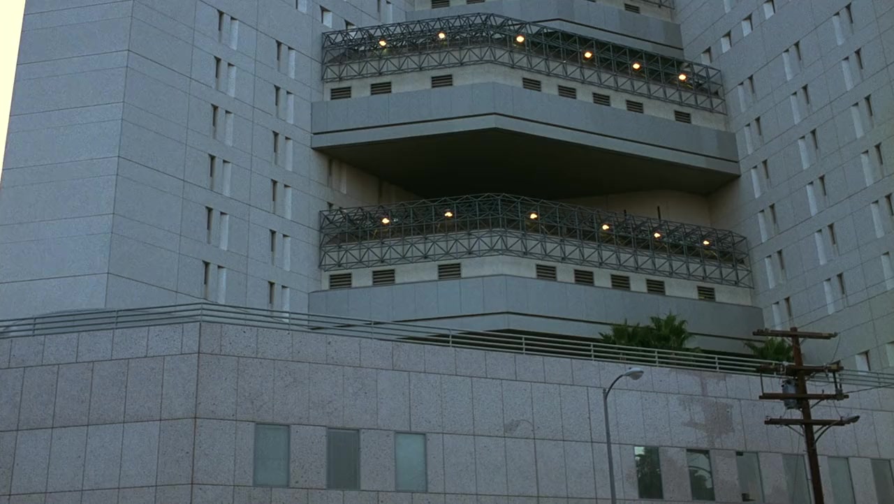 Trancers 4: Jack of Swords screenshot 1