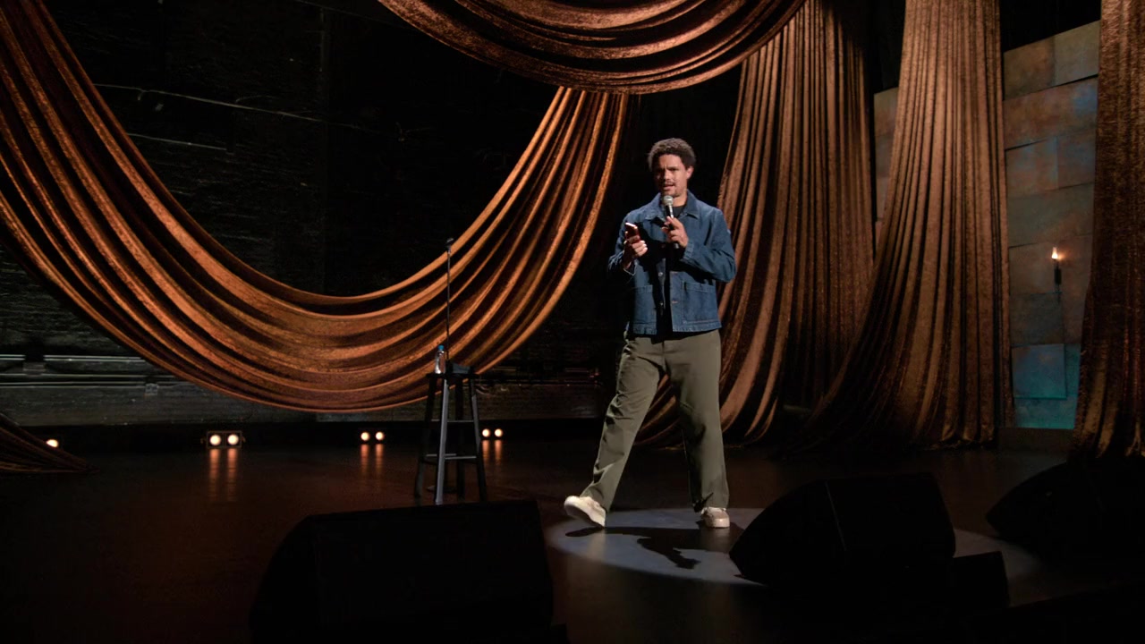 Trevor Noah: Joy in the Trenches screenshot 2