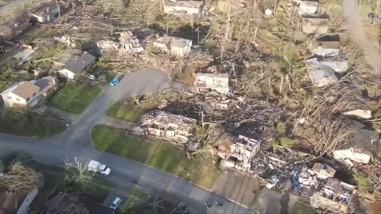 Twisters: The Real Story screenshot 1