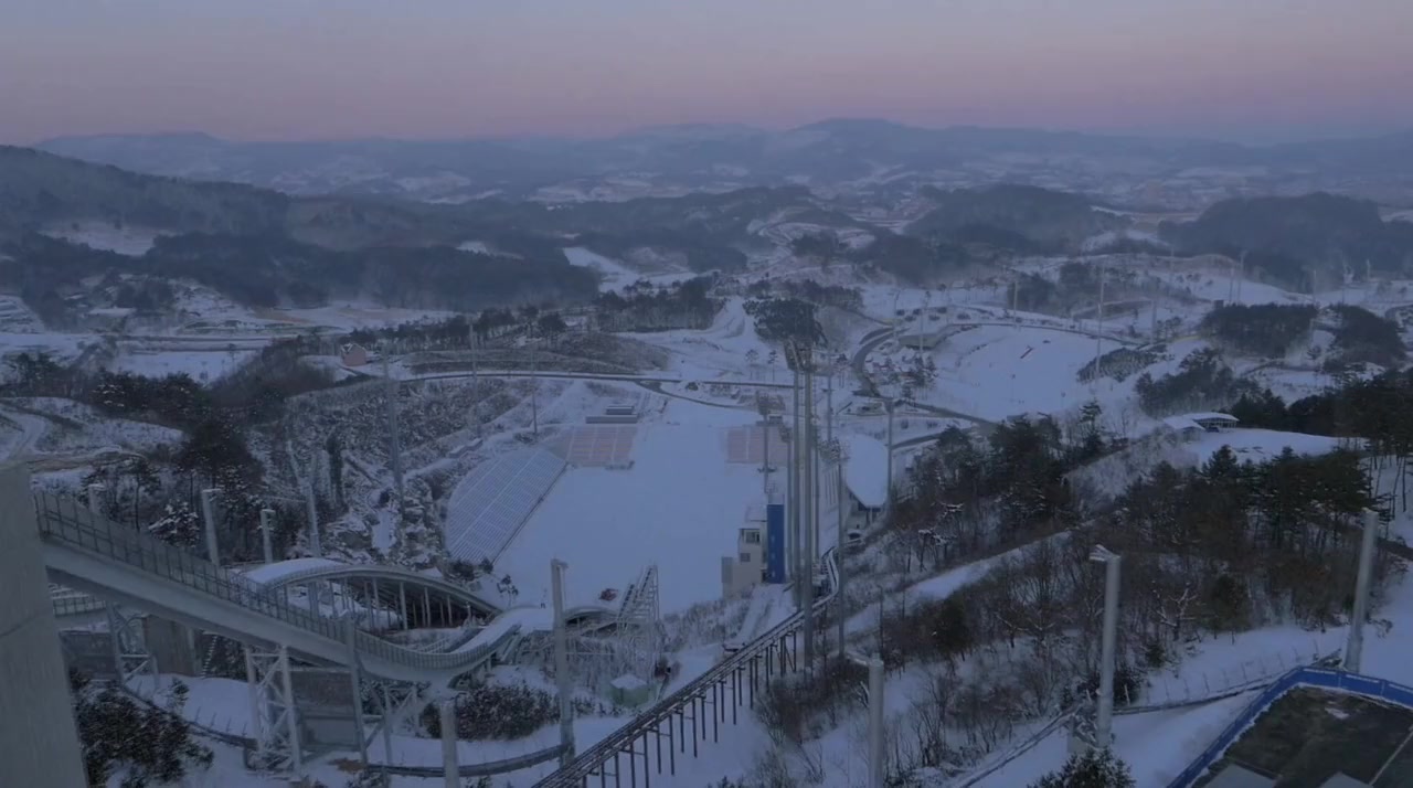 Unbroken: The Snowboard Life of Mark McMorris screenshot 3