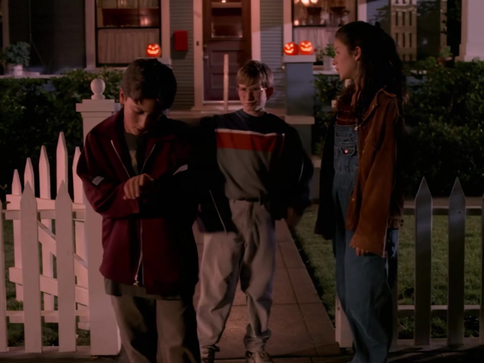 Under Wraps screenshot 1