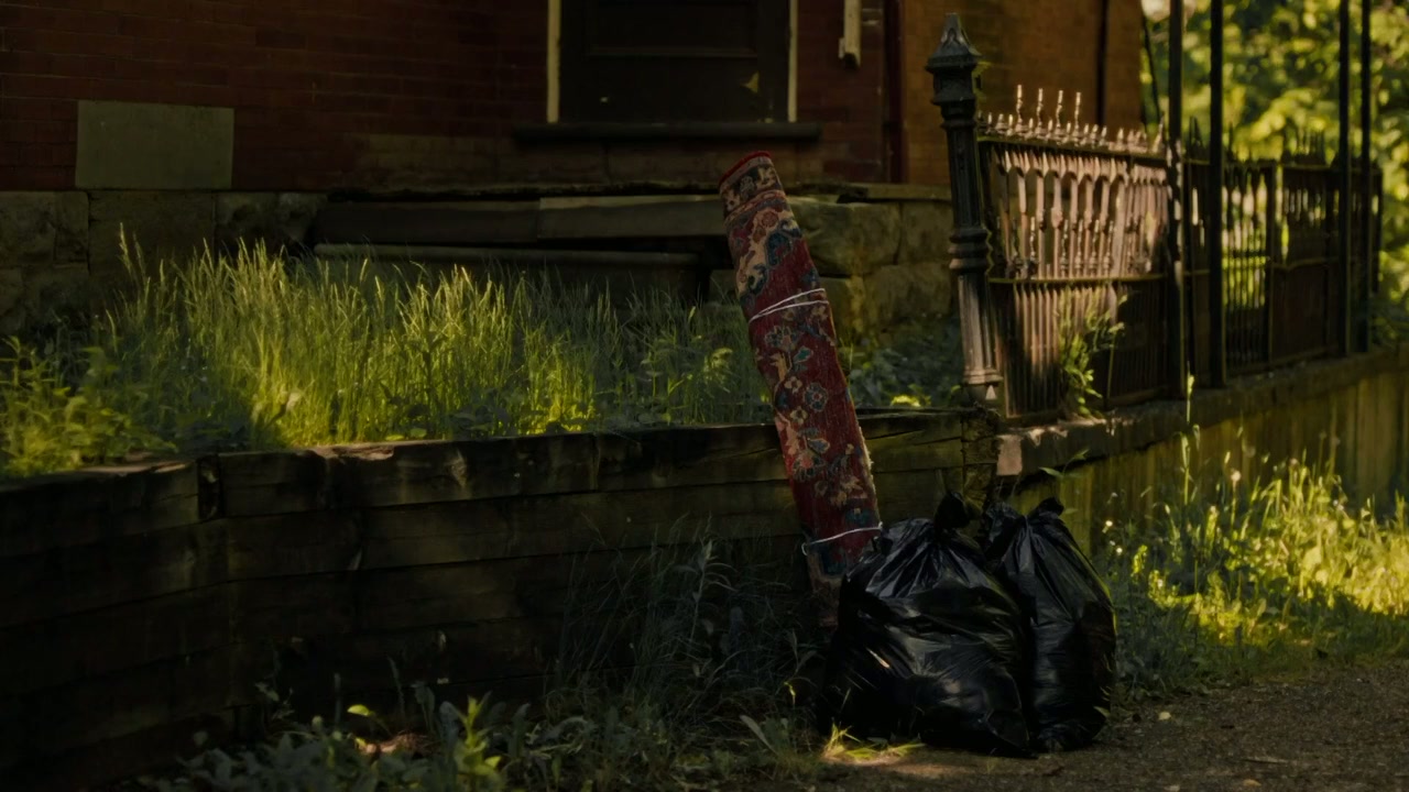 Under the Rug screenshot 1