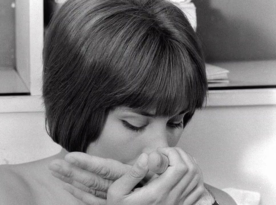 Une femme mariée : Suite de fragments d'un film tourné en 1964 screenshot 3