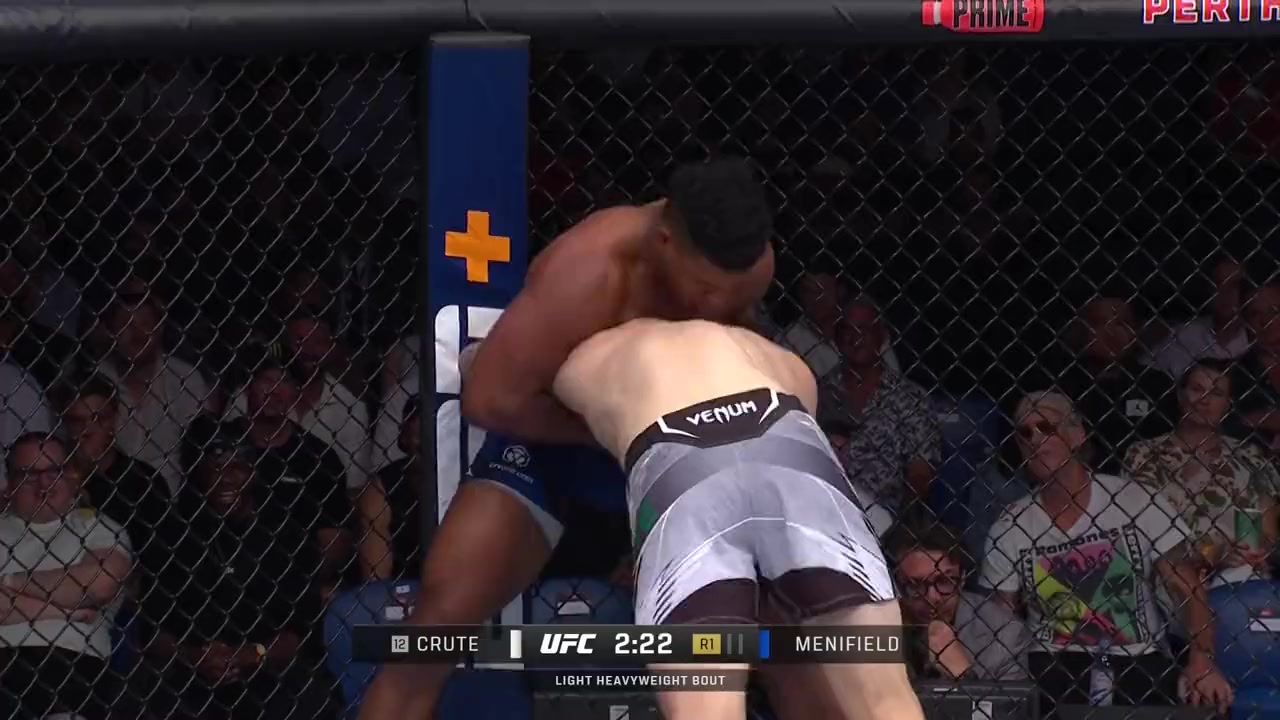 UFC 284: Makhachev vs. Volkanovski screenshot 3