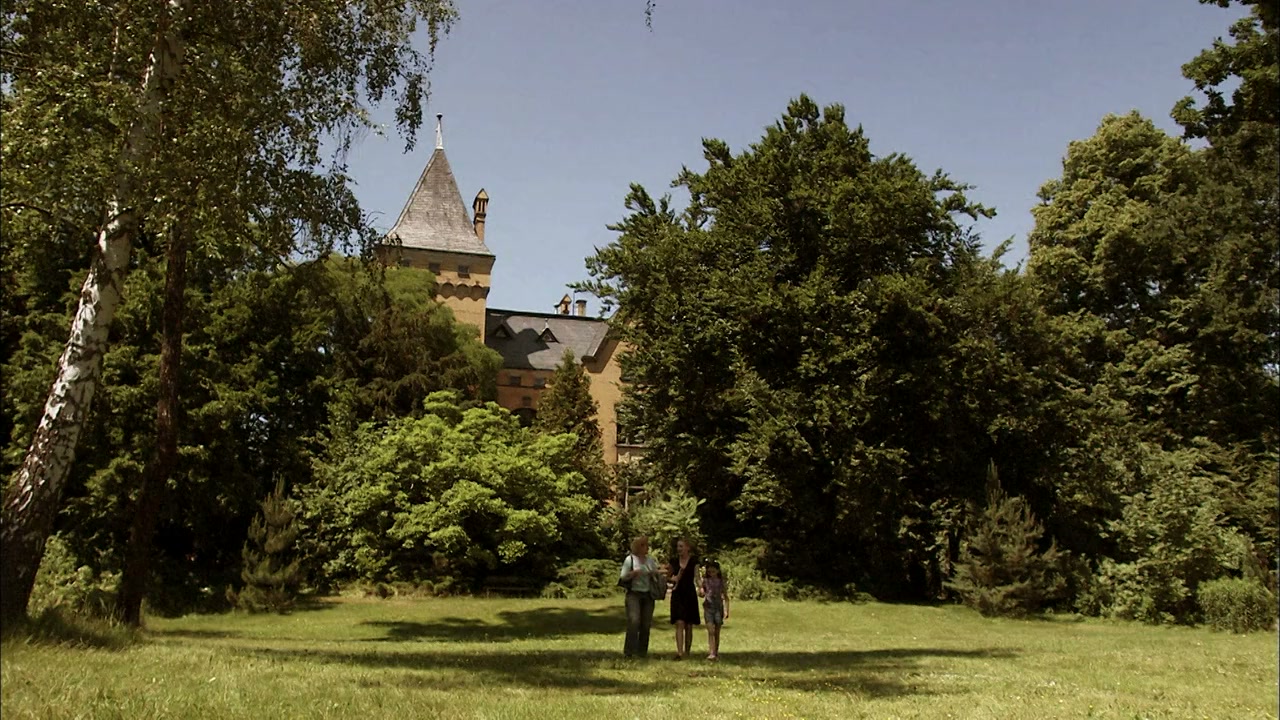 Upstairs screenshot 1