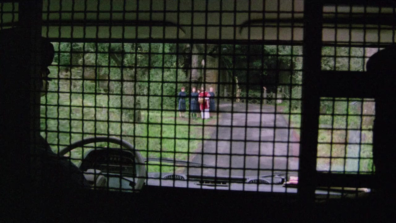 Violenza in un carcere femminile screenshot 2