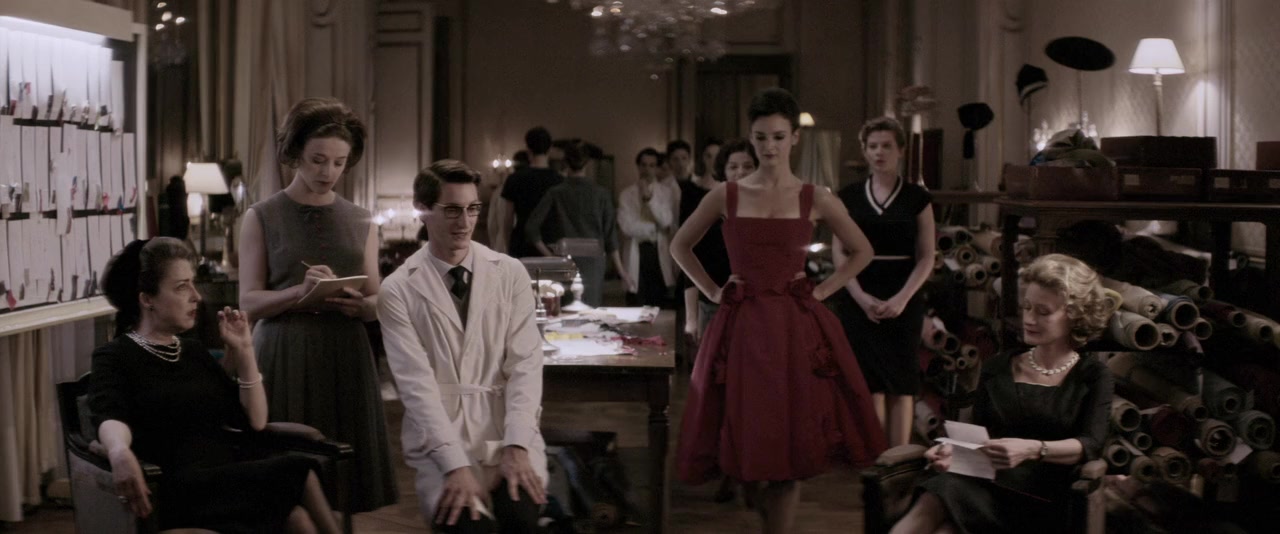 Yves Saint Laurent screenshot 3