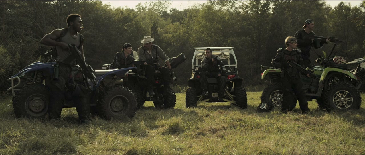 Zombie Killers: Elephant's Graveyard screenshot 2